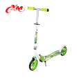 Alibaba venda Quente preço barato de alta qualidade de alumínio scooter eletric 3 roda kidsc / Moda o perfeito melhor garoto scooter